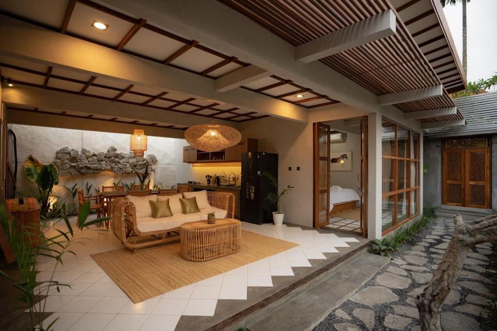 Harapura Villa, Nyuh Kuning, विला *